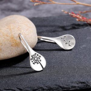 🎁Vintage Dandelion Carved Drop Fashion Earring for Women, EVGG1031